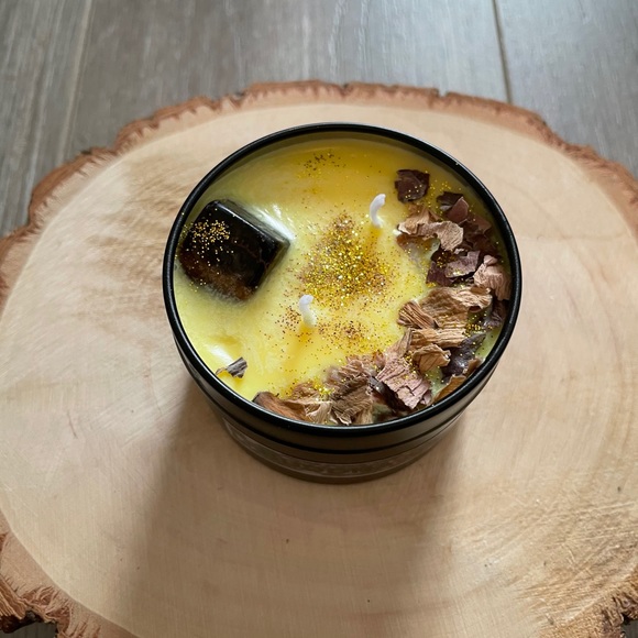 *Buddha Magic* Soy Wax Candle - Picture 2 of 6